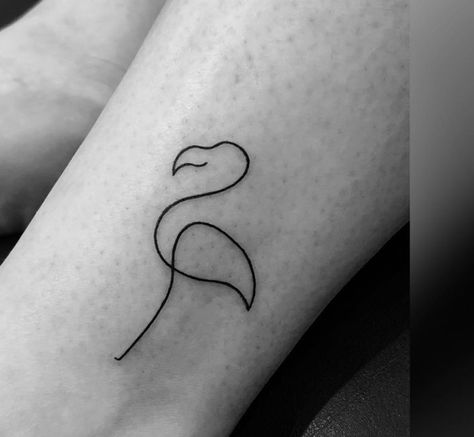 Flamingo Tattoo Ideas, Tiny Flamingo Tattoo, Small Flamingo Tattoo, Simple Flamingo Tattoo, Tattoo Flamingo, Flamingo Tattoos, Flamingo Tattoo, Jagua Tattoo, Ear Tattoo Ideas