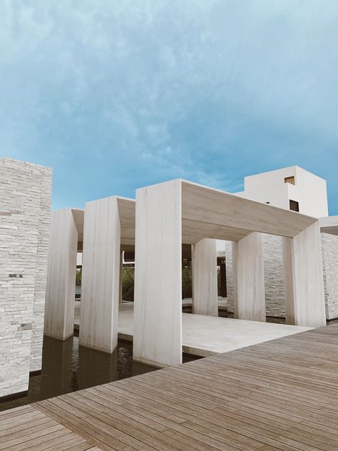 #arquitecture #hoteldesign #nobu #loscabos #cabosanlucas #hotelsandresorts Cabo San Lucas Architecture, Nobu Hotel Los Cabos, Nobu Cabo Wedding, Nobu Cabo, Nobu Los Cabos, Tiny Beach House, Clubhouse Design, Hotel Landscape, Event Entrance