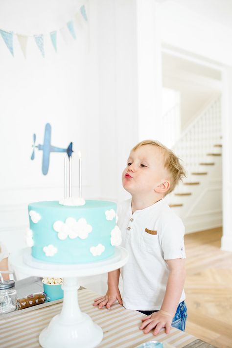 Helicopter Birthday, Airplane Birthday Cakes, Planes Birthday Party, Kids Birthday Party Ideas, Boys First Birthday Cake, Monika Hibbs, Planes Birthday, Planes Party, Airplane Theme