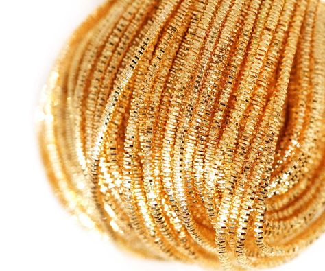 Beading Materials, Bullion Embroidery, Sewing Jewelry, Tambour Beading, Gold Work Embroidery, Beaded Brooches, Embroidery Online, Diy Bead Embroidery, Couture Embroidery