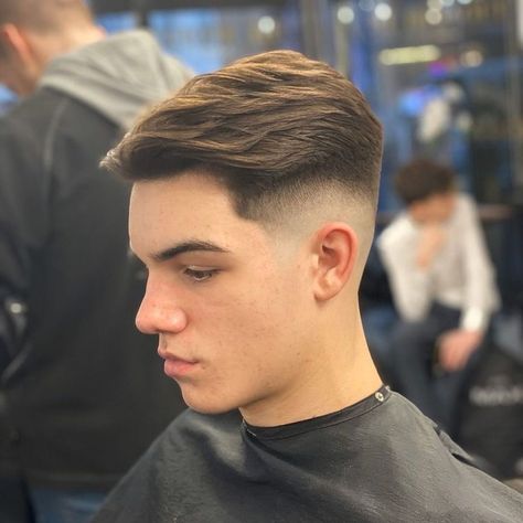 Haircuts For Men Undercut, Very Short Hair Men, French Crop, Mens Haircuts Medium, Guys Grooming, Mens Hairstyles Fade, Gents Hair Style, Quiff Hairstyles, Tapered Haircut