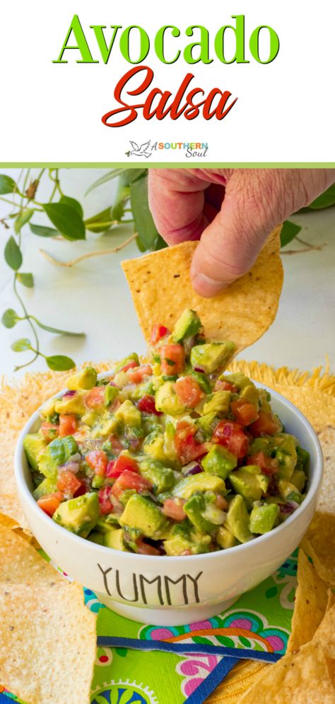 Whole30 Recipes Lunch, Southern Recipes Desserts, Mexican Salsa Recipes, A Southern Soul, Avocado Salsa Recipe, Guacamole Salsa, Healthy Avocado, Homemade Salsa Recipe, Avocado Salad Recipes