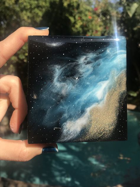 Pour Painting Galaxy, Resin Space Art, Galaxy Resin Art, Galaxy Epoxy, Moon Resin Art, Galaxy Resin Coasters, Resin Paintings, Diy Galaxy, Resin Art Painting