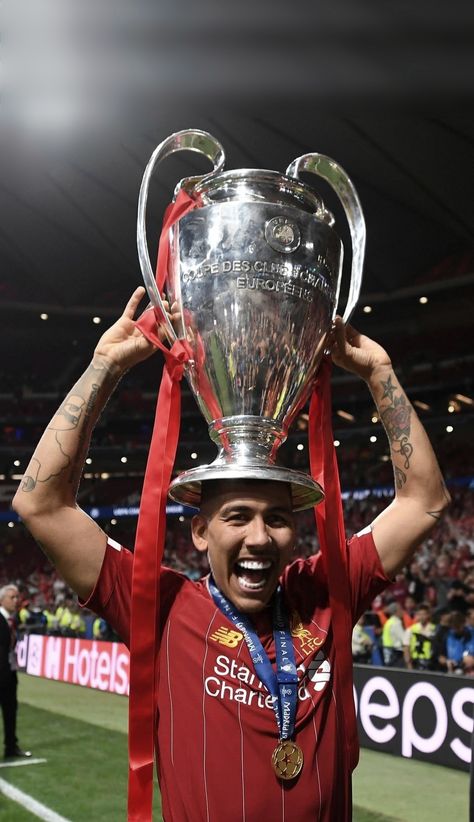 Firmino champions league Liverpool Liverpool You'll Never Walk Alone, Liverpool Champions League, Wanda Metropolitano, Liverpool Wallpapers, Liverpool Players, After Running, Champions League Final, You'll Never Walk Alone, Liverpool Football Club