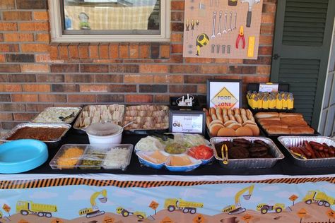 Build a burger food zone with all the fixings along with other foods. Build A Burger, Construction Party Food, Burger Food, Construction Birthday Parties, Construction Party, Construction Birthday, Burger Recipes, Picnic Basket, Party Food