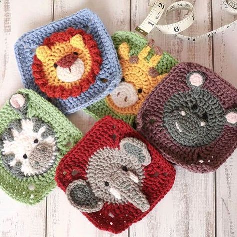 Aesthetic Crochet Patterns, Crochet Patterns Ideas, Knitting Amigurumi, Top Aesthetic, Aesthetic Crochet, Patterns Ideas, Crochet Animal, Haken Baby, Afghan Patterns