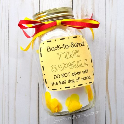 Time Capsule Ideas, Turkey Party, First Day Activities, Thanksgiving 2020, Diy Back To School, First Day Of School Activities, Back To School Crafts, Back To School Party, Fall Tree