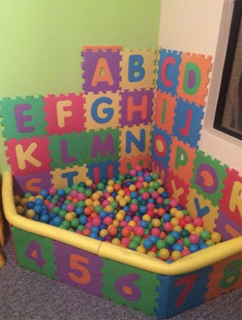 Kids Ball Pit, Foam Tiles, Home Daycare, Playroom Design, Ball Pit, Toy Rooms, Play Room, Baby Play, Play Area