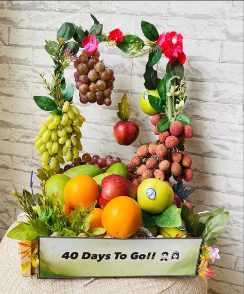 Fruit Basket Ideas Gift For Wedding, Dryfruit Bouquet, Fruits Hamper, Fruit Flower Basket, Fruit Bouquet Ideas, Coconut Decoration, Baby Shower Hamper, Fruit Logo Design, Fruit Hampers