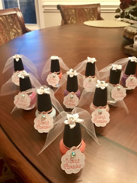 Mani Thanks Bridal Shower Favors, Bridle Shower Gifts For Guests, Dollar Tree Bridal Shower Favors, Thank You Bridal Shower Gifts, Bridal Thank You Gifts, Wedding Shower Crafts For Guests, Bridal Shower Nails For Guest, Bridal Party Favors Ideas, Bridal Shower Giveaway Ideas