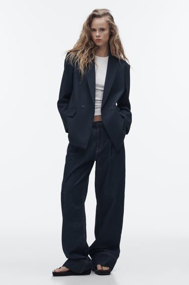 View All Blazers | Vests Woman | ZARA United States Blue Blazer Outfits For Women, Navy Blue Blazer Outfit, Zara Trends, Sheer Lace Shirt, Animal Print Shirt Dress, Navy Blazers, Cut Blazer, Navy Blue Blazer, Woven Jacket