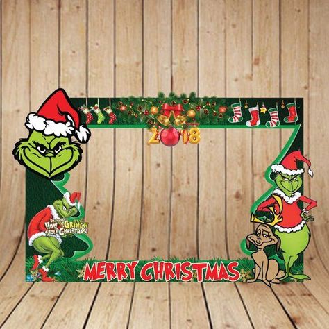 Grinch Photo Booth, Christmas Decorations Grinch, Grinch Christmas Party, Whoville Christmas, Christmas Photo Frame, Grinch Party, Christmas Photo Props, Grinch Christmas Decorations, Christmas Photo Booth