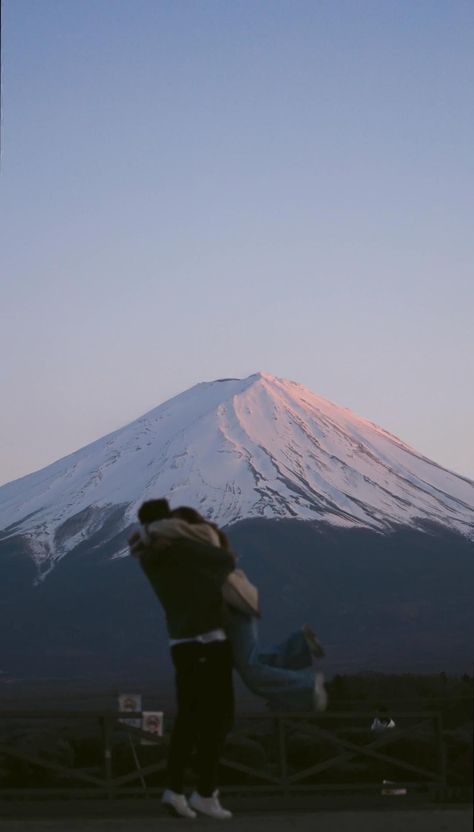 5 Unique Mt Fuji Photo Spots to Avoid the Crowds - Wandering Donut Camera Confidence, Gunung Fuji, Ghibli Background, Mt Fuji Japan, Japan Photoshoot, Mountain Couple, Travel Aesthetics, Studio Ghibli Background, Fuji Mountain