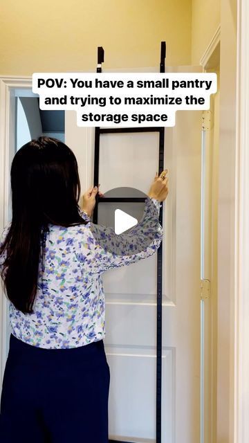 Tahira Nagori | Decor, DIY, Cleaning & Organization on Instagram: "You can organize small spaces and maximize the storage with right kind of organization products. I am using this over the door organizer for more than a year and very happy with it. It’s study, holds so many things and yes my door is intact as well 😃😃😃   ‼️Comment word HOME and I will send you all the details!   You can use this organizer for so many things like pantry, bathroom organization, kids room organization, laundry organization. Possibilities are endless.  : : #homeorganization #pantryorganization #asmr #bathroomorganization #kitchenorganization #laundryroomorganization #organizedhome   Asmr  Organized home  Organized spaces  Drawer organization  Kitchen organization  Pantry organization  Bathroom organization" Drawer Organization Kitchen, Small Pantries, Organization Kids Room, Organize Small Spaces, Panty Organization, Pantry Door Organizer, Organized Spaces, Bathroom Pantry, Organization Laundry