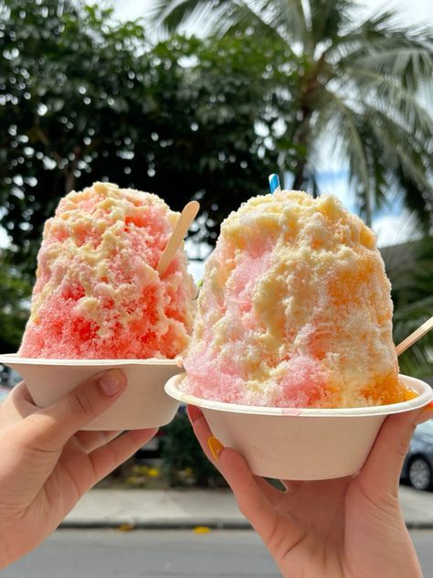 Hawaii Shaved Ice Aesthetic, Hawaiian Shaved Ice Aesthetic, Hawaii Shaved Ice, Hawaii Aesthetic Food, Hawaii Summer Aesthetic, Shaved Ice Aesthetic, Shave Ice Hawaii, Hawaii Foods, Shaved Ice Recipe