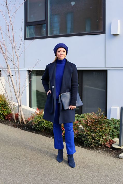 Avec Amber styling a monochromatic outfit in blue tones. Full post: https://avecamber.blogspot.com/2021/02/winter-style-monochromatic-layering.html Blue Monochrome Outfit, Blue Monochromatic Outfit, Cobalt Blue Pants, Black Cutout Dress, Blue Cashmere Sweater, Colorful Wardrobe, Navy Blue Coat, Burgundy Outfit, Monochromatic Outfit