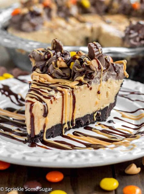 Peanut Butter Pie Filling, Easy Peanut Butter Pie, Dessert Oreo, Chocolate Peanut Butter Pie, Chocolate Whipped Cream, Dessert Simple, Oreo Crust, Peanut Butter Desserts, Best Pie