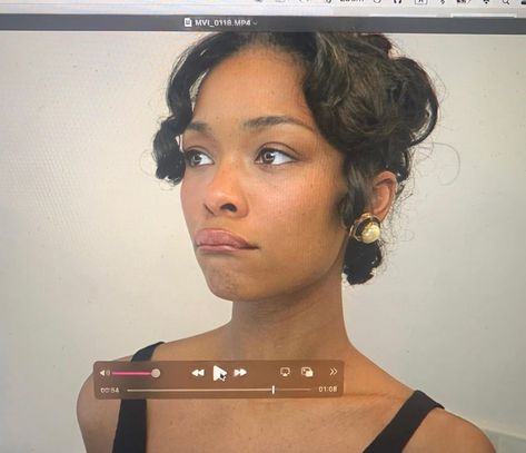 Kailyn Shepherd | pouty pisces princess | Instagram Pisces Self Care, Natural Hairstyles Aesthetic, Pisces Beauty, Pisces Divine Feminine, Pisces Girl Aesthetic, Black Model Aesthetic, Black Pisces Woman Art, Black Woman Makeup, Pisces Princess