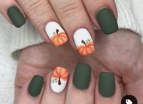 Easy Fall Nail Designs, Fall Nail Art Ideas, Glitter Gradient Nails, Gradient Nail Design, Fall Acrylic, Glitter Gradient, Art Pumpkin, Fall Gel Nails, Pumpkin Nails