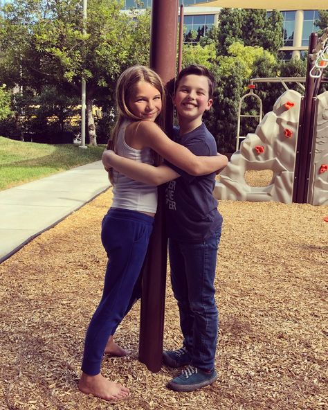 Raegan Revord, Iain Armitage, Missy Cooper, Brady Kids, Pampering Routine, Young Sheldon, Love My Best Friend, Sheldon Cooper, Child Actresses