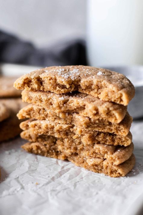 These snickerdoodle cookies are absolutely PERFECT. They're soft and chewy with crinkly and crispy edges - and ready in under 30 minutes! Soft And Chewy Snickerdoodle Cookies, Chewy Snickerdoodle Cookies, Snickerdoodle Cookies, Snickerdoodles, 30 Minutes