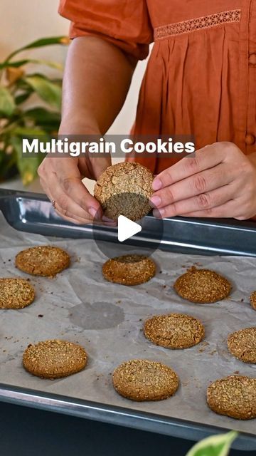 Multigrain Cookies Recipe, Jowar Cookies, Multigrain Cookies, Millet Cookies, Cardamom Pods, Rock Sugar, Guilt Free Snacks, Butter Cookies Recipe, Crunchy Cookies