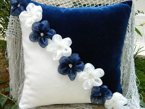 Gorgeous chic pillow cushion ❤ Pillow Crafts, Cushion Cover Designs, Pretty Pillow, Sewing Pillows, Ivory Flowers, Cute Pillows, Flower Pillow, Ribbon Work, Diy Pillows