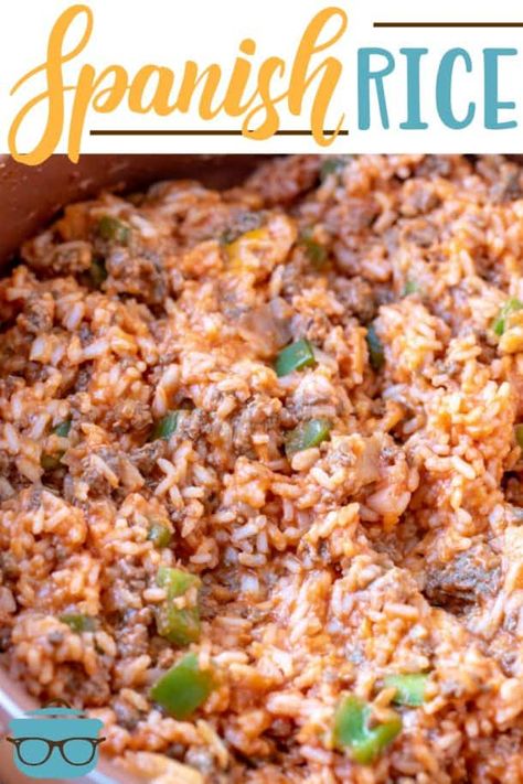 MOMMA'S SPANISH RICE (+Video) | The Country Cook Ground Beef Peppers, Rice Video, Mexican Favorites, Man Recipes, Spanish Rice Recipe, Rice Recipes For Dinner, Fast Dinner, Latin Recipes, Country Cook