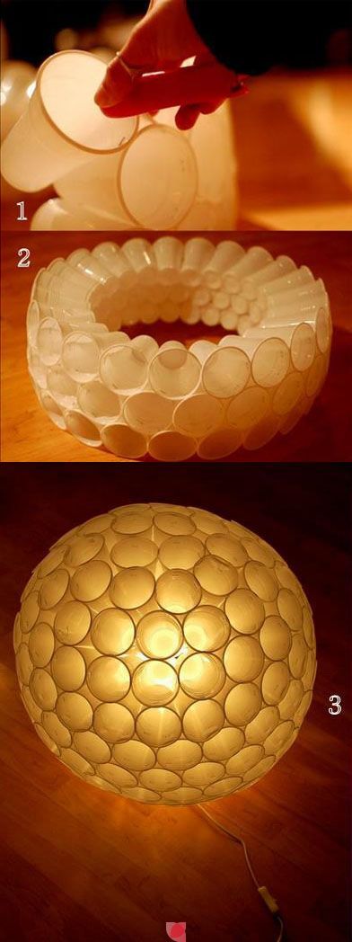 Diy Lampe, Plastic Spoons, Diy Lamp, Plastic Cups, Teen Room, Craft Tutorials, Diy Outdoor, Kid Room Decor, Plastic Bottles