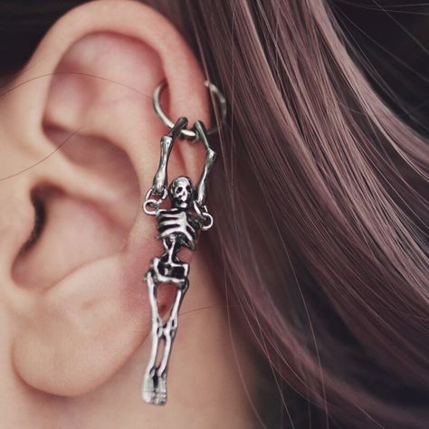 Helix Hoop Earring, Helix Piercing Jewelry, Cartilage Piercings, Grunge Jewelry, Skeleton Earrings, Helix Hoop, Jewelry Gothic, Earring Silver, Jewelry Tattoo