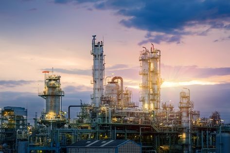 Petrochemical Industry, Industrial Plant, Texas Oil, Chemical Plant, Oil Drilling, Smart Glass, Industrial Engineering, Shadow Photos, Chemical Industry