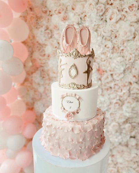 Ballerina Backdrop Ideas, Ballerina Birthday Backdrop, Ballerina Second Birthday Party, First Birthday Ballerina Theme, Tutu Cute 2nd Birthday Party Cake, Ballerina 3rd Birthday Party, Ballerina First Birthday Party, Ballerina Baby Shower Ideas, Tutu Baby Shower Theme