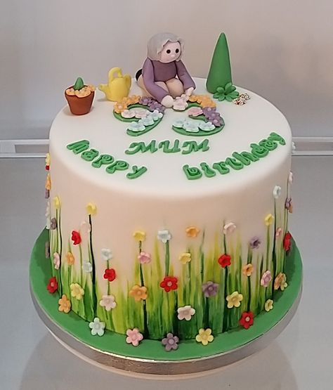 Garden Themed Cakes Ideas, Birthday Cake Garden Theme, 93rd Birthday Cake, Cake For Mum, Birthday Cake For Mum, Garden Theme Cake, Cartoon Birthday Cake, 80 Birthday, 90th Birthday Cakes