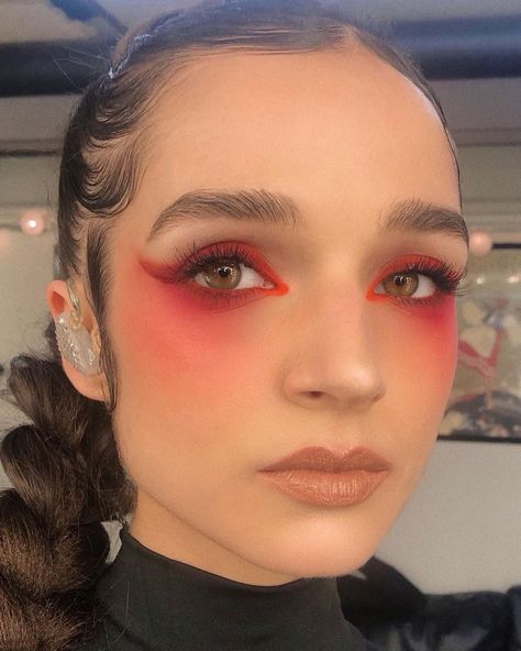 Poppy Makeup, Im Poppy, Favorite City, Makeup Inspiration, Makeup Ideas, Inspire Me, Poppies, Makeup Looks, Makeup