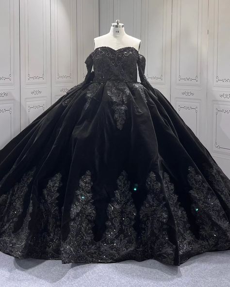 Custom Made Black Quinceanera Dress Black Quinceanera Dress, Black Quinceanera, Black Quinceanera Dresses, Quince Ideas, Quinceanera Dress, Black Swan, Quinceanera Dresses, Quince, Quinceanera