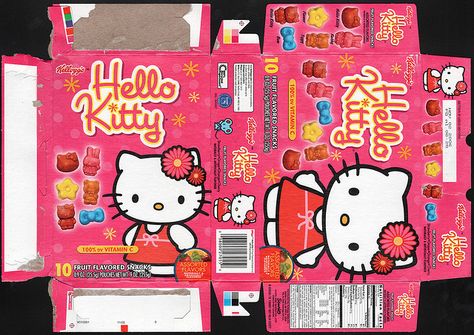 Kellogg's - Hello Kitty Fruit Snacks box - 2006 by JasonLiebig, via Flickr Hello Kitty Fruit, Snacks Packaging, Printable Food, Kraf Kertas, Barbie Printables, Food Boxes, Paper Toys Template, Dollhouse Printables, Diy Doll Miniatures