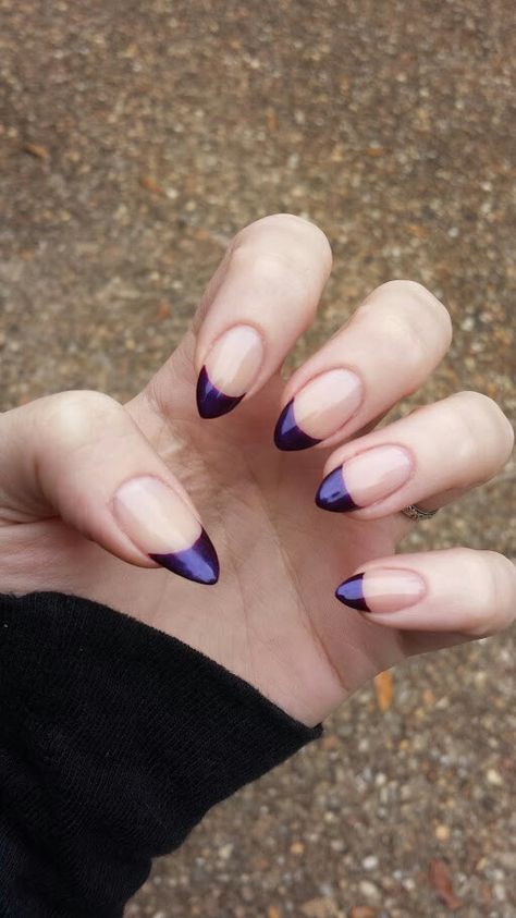 Hoco Nails Dark Purple, Purple Nails Acrylic French Tips, Purple And Green French Tip Nails, Hoco Nails Purple, Dark Purple And White Nails, Acrylic Nails Dark Purple, Dark Purple French Nails, Dark Purple French Tips, Lilac And Black Nails