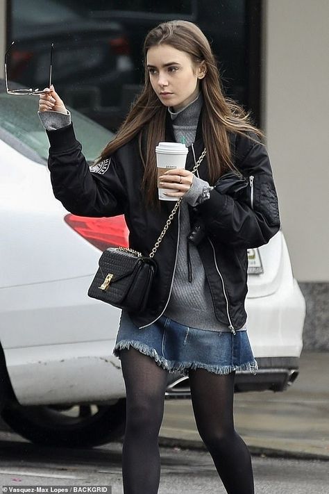 Skirt With Black Tights, Lily Collins Style, Lily Jane Collins, Sienna Miller, Paris Outfits, Emily In Paris, Lily Collins, Street Style Chic, Mode Inspo