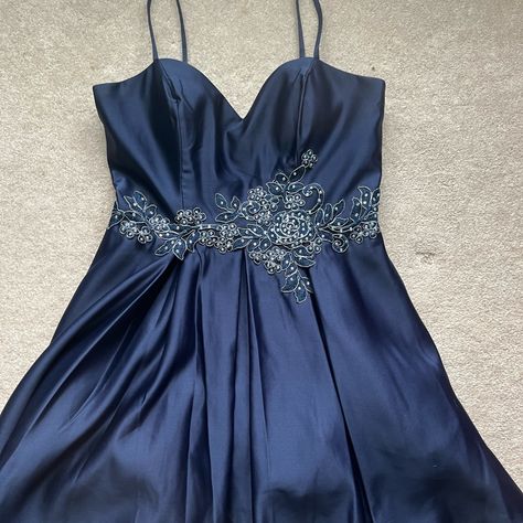 Never Worn Short Dress Price Is Negotiable 2000s Homecoming Dress, Navy Blue Homecoming Dress, Navy Blue Short Dress, Blue Homecoming Dress, Hoco Inspo, Dresses Navy Blue, Lacey Dress, Blue Homecoming Dresses, Weird Stuff