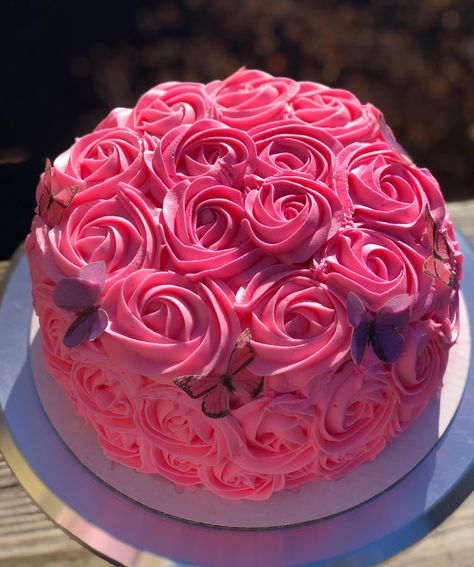 Pretty pink vanilla rosette cake with edible butterflies Butterfly Rosette Cake, Cake With Rosettes, Edible Butterflies, Edible Butterfly, Rosette Cake, Butterfly Cake, Pink Vanilla, Butterfly Cakes, Pretty Pink