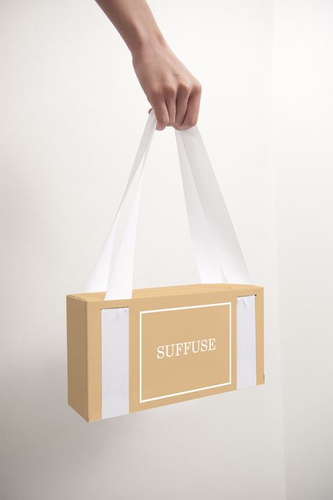 Hang Bag Design & 3D Mockup for Brand Big Packaging Design, Paper Bag Design Branding, Packaging Bag Design, Box Bag Packaging, Shoe Box Design, Hang Bag, Paper Bag Design, Cloth Brand, Luxury Packaging Design