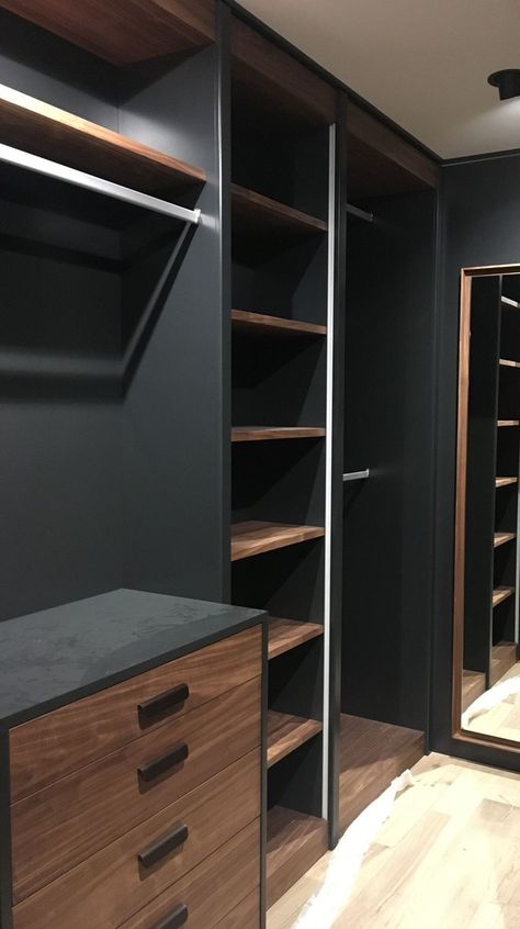 Mens Custom Closet, Mens Pax Wardrobe Ideas, Men’s Walk-in Closet, Masculine Closet Ideas, Black Wardrobe Bedroom Ideas, Masculine Walk In Closet, Black Master Closet, Men’s Closet Ideas, Black Closet Interior