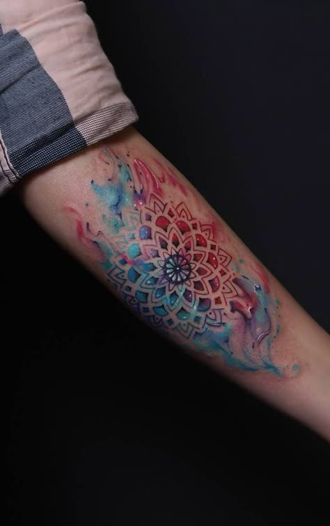 Colorful Mandala Tattoo, Watercolor Tattoo Sleeve, Dotwork Tattoo Mandala, Mandala Tattoo Designs, Alas Tattoo, Maching Tattoos, Mandala Tattoo Sleeve, Tattoo Dotwork, Watercolor Mandala