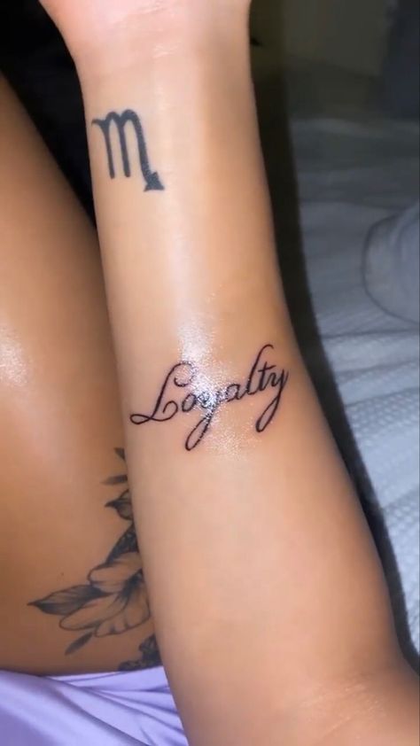 Loyal Tattoo For Women, Loyalty Tattoo For Women Ideas, Under Bootie Tattoo, Boujee Tattoos For Women, Azlia Williams, Loca Tattoo, Loyalty Tattoo, Minimalist Tattoo Ideas, Cute Hand Tattoos