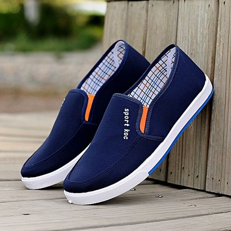 Canvas Shoes Men, Checkered Shoes, Loafers Fashion, Comfortable Loafers, Shoes Walking, Fashion Male, Driving Loafers, Business Shoes, Casual Flat Shoes