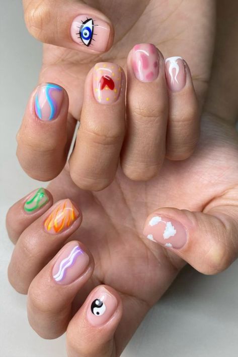 Creative Manicure Ideas, Colorful Manicure Ideas, Mismatched Nail Art Short, Mismatch Manicure, Different Color Nails Acrylic, Multi Design Nails, Fun Manicure Ideas, Lesbian Nails, Mismatch Nails