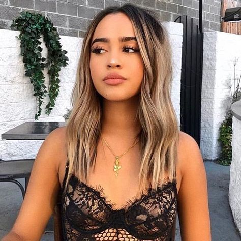 Balayage Dark, Cut Your Own Hair, Sombre Hair, Weekend Hair, Dark Eyebrows, How To Cut Your Own Hair, Brown Hair With Blonde Highlights, Hair Creations, Balayage Hair Blonde