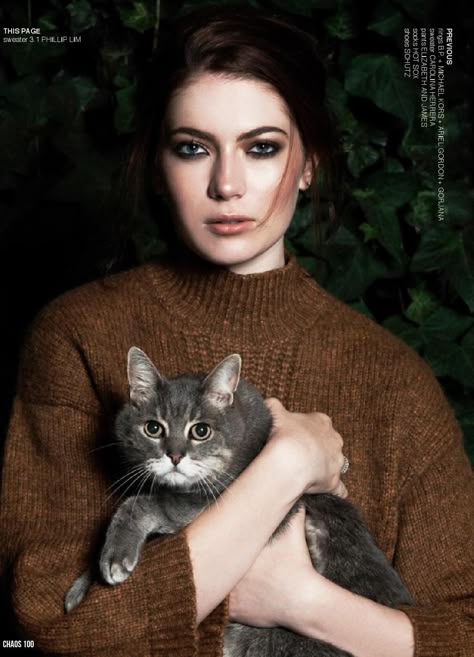 Holding Pet Pose, Poses With Cat, Person With Cat, Person Holding Cat, Pose With Cat, Models With Cats, Woman Holding Cat Reference, Cat Lady Photography, Woman With Cat Photography