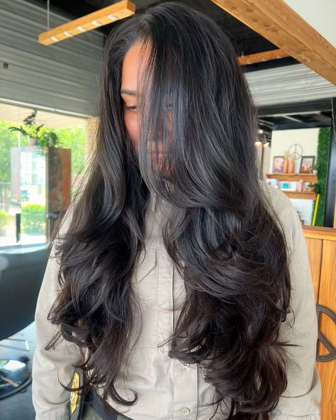 Long Layers + Long face framing on some of the thickest and longest hair I’ve laid my hands on 🤍 Struggle with heavy hair, but don’t want to rid of your length? Layers can be the perfect option to add shape, remove weight and keep your length 🙌 For more information on our haircut services or consultations, send us a friendly Message to this profile or Call or Text 956-342-4010 ☮️ • • #Hair #trending #trendinghair #hairsalon #blondehair #dimensionalblonde #airtouch #haircut #hairtransformat... Long One Length Haircut, Long Layered Haircuts With Face Framing, Long Face Framing, One Length Haircuts, Layers Long, Heavy Hair, Longest Hair, Haircut Inspo, Dimensional Blonde