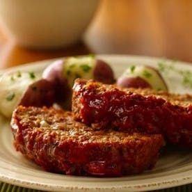 Moist Meatloaf, Meat Bread, Homemade Meatloaf, Classic Meatloaf, Best Meatloaf, Loaf Recipes, One Pound, Recipe Steps, Meatloaf Recipes